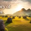 朝日に照らされるラオスの世界遺産「ジャール平原」。古代の石壺群が点在する神秘的な風景は、ラオスの歴史を象徴しており、この記事でその詳細を解説しています。